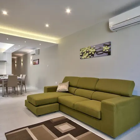 Apartment Bedzzz Qawra C8 *
